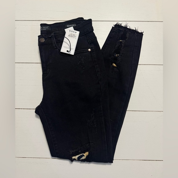 Judy Blue Denim - Judy Blue Skinny Fit Jeans